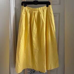 Banana Republic Sunny Yellow pleated  Skirt with elastic band at back